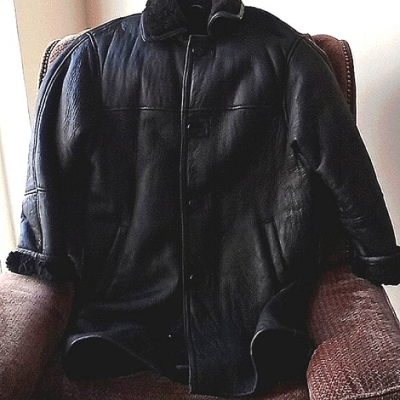 Runway USA Jackets & Blazers - Vintage leather coat shearling lined medium